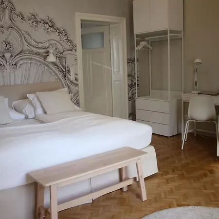 公寓 Gemuetliche In Geidorf Mit Garten- Grazer Dom In Der Naehe By Interhome 格拉茨